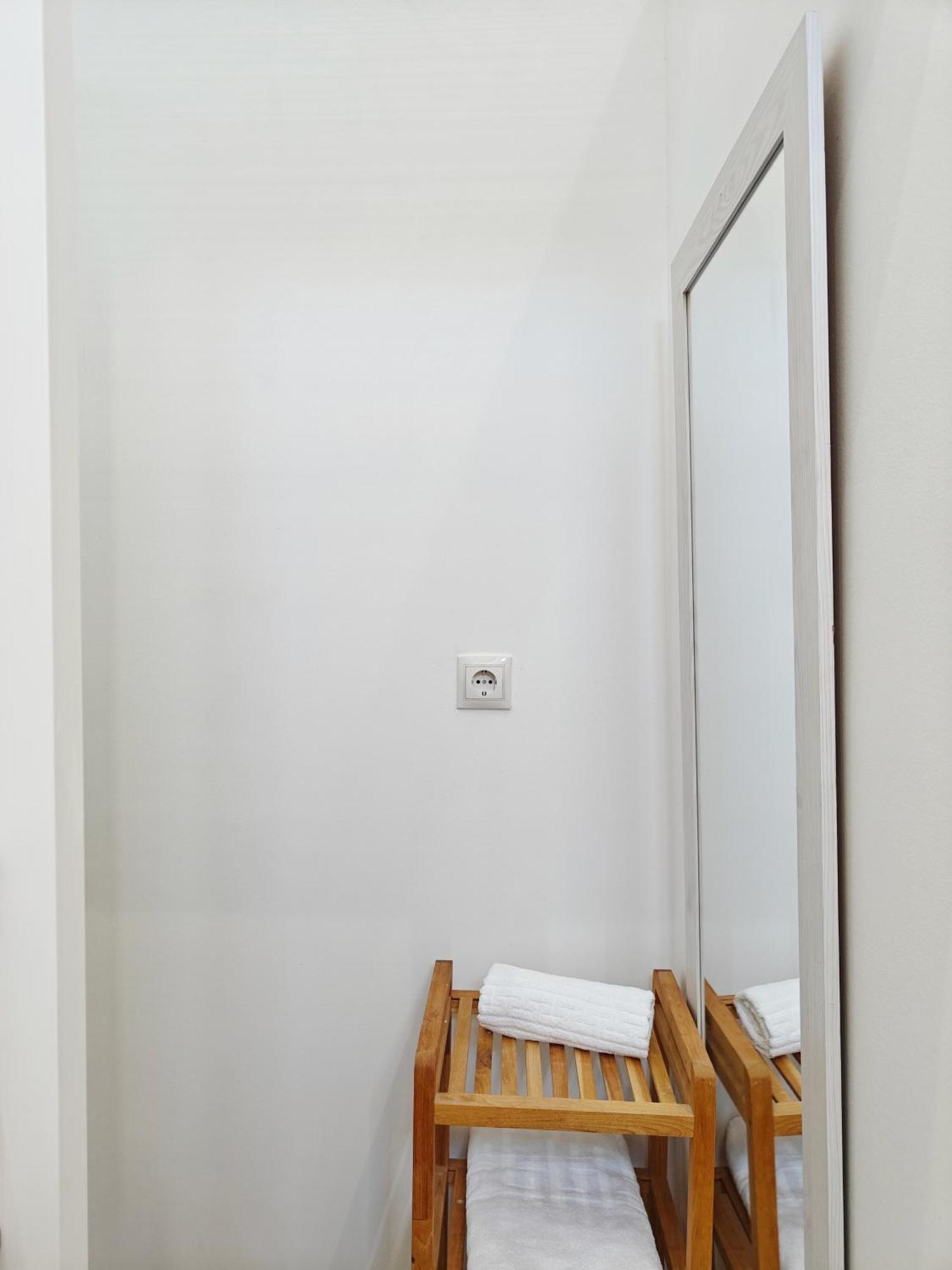 Ferienwohnung Fuencarral Madrid Exterior foto